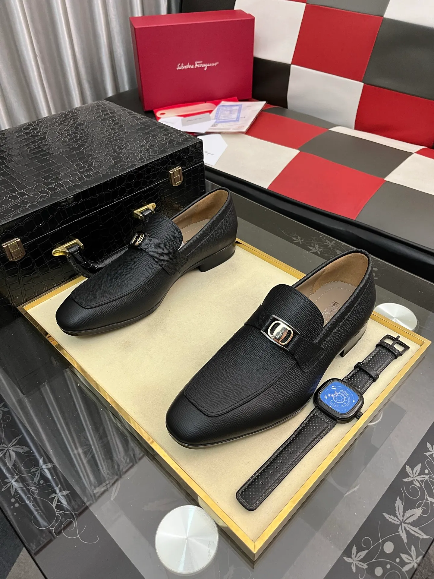 Men's shoes 💰: 600⌚️⌚️【Salvatore Ferragamo】Ferragamo business leather shoes, 1:1 top purchasing quality, imported selected original calfskin for the uppers, imported original water-dyed cowhide for the inner feet, imported original 1:1 customized Italian handmade lightweight foam outsole, code number: 38-44 (45 custom-made)